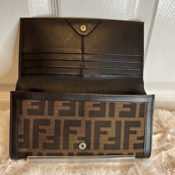 FENDI ZUCCA CANVAS SIGNATURE CONTINENTAL LEATHER LONG WALLET - Picture 8 of 16